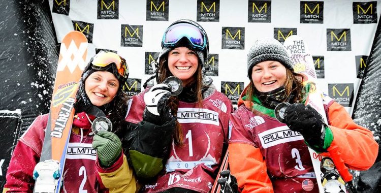 Emma Dahlström, Keri Herman och Devin Logan.