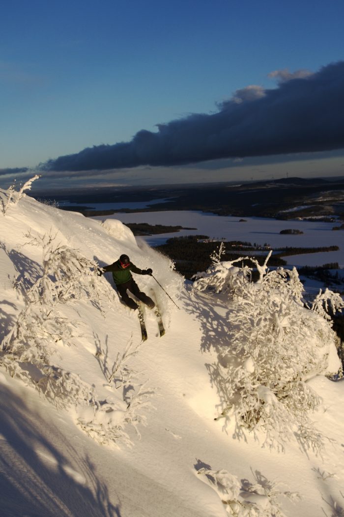 Morgonskidåkning i Klövsjö.
