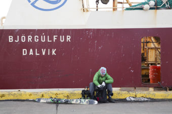 Fredrik Andersson pustar ut i Dalviks hamn efter långa topptursdagar.