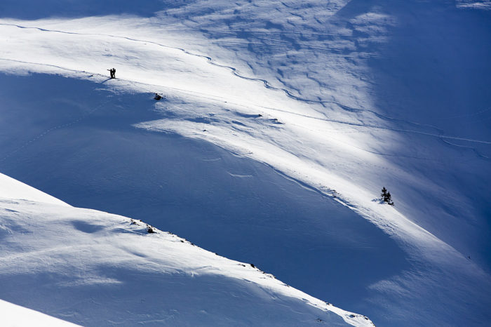 ”Där upp i andra svängen under Chaiserstuel lade jag en sån sjukt äcklig fis!” Martin Hesse och Oscar Hübinette i samspråk om toppturandes väsentligheter.