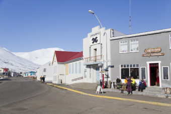 Dalviks populära Kaffihus är en fin avslutning efter en strävsamm topptursdag.