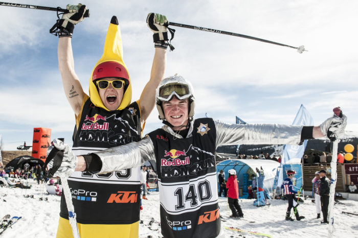 Många av deltagarna passade på att klä ut sig. En del gick bananas.