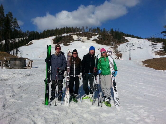 Varför ligga och pressa raka vägen till Riksgränsen när man kan göra några sköna stopp på vägen, som här i Kåbdalis. 