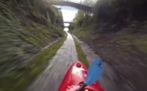 Kajak genom betongditch