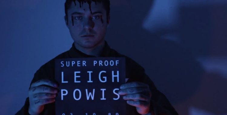 Videogeniet Leigh Powis.