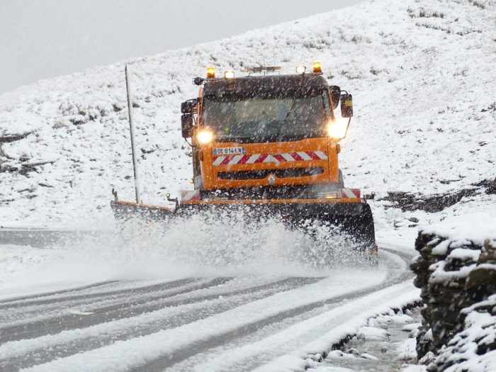 Plogbilen fick röja Iseran-passet ovanför Val d'Isère i helgen.