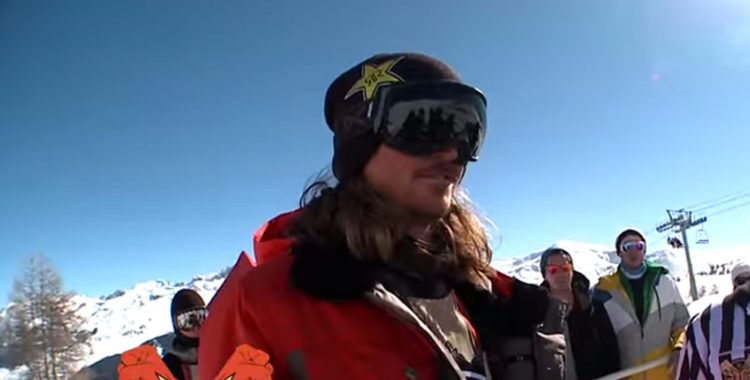 McRae Williams rippar nu med Saga-kläder