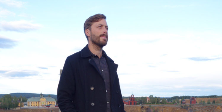 Lars Ilis dalens skräck, kvinnornas tjusare