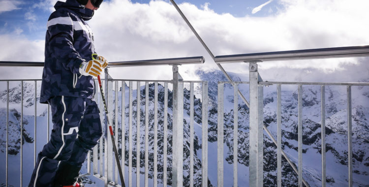 Mattias har bytt Haglöfs mot J.Lindeberg.