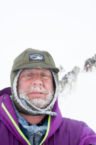 Is i skägget eller skägg i isen?