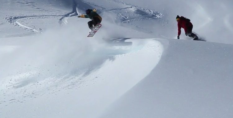 Det ser minst sagt roligt ut när Viktor Björnström och gänget shreddar Disentis