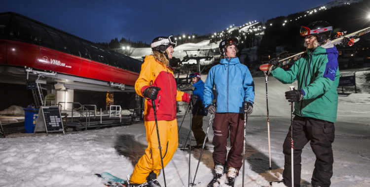 På fredag är det säsongspremiär för VM-8:ans kvällsåkning.