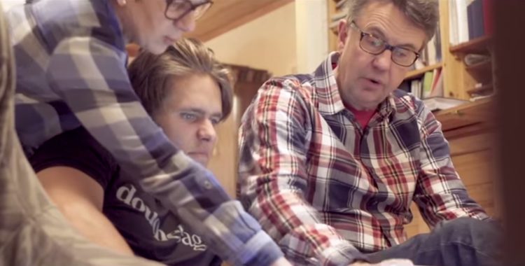 Jon Olsson i föräldrahemmet