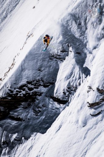 Kanadensaren och ynglingen Logan Pehota går stort.