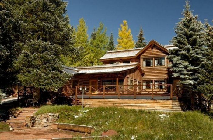 Michael Brands / http://mountainhomephoto.com/