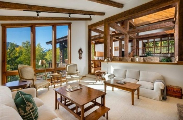 Michael Brands / http://mountainhomephoto.com/