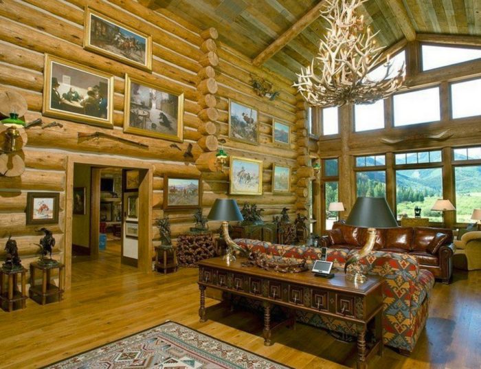 Michael Brands / http://mountainhomephoto.com/