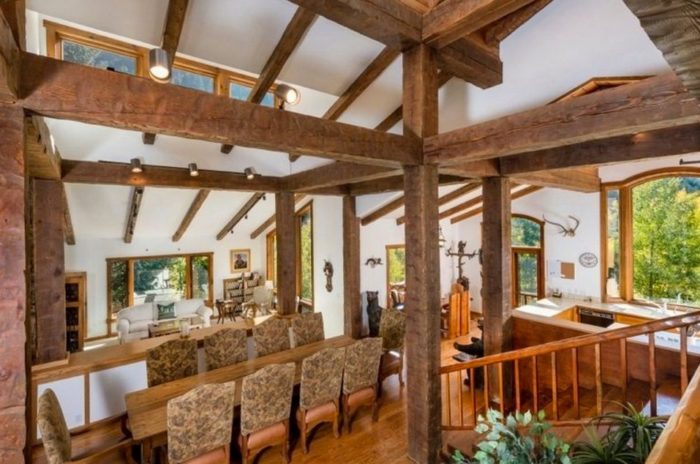 Michael Brands / http://mountainhomephoto.com/