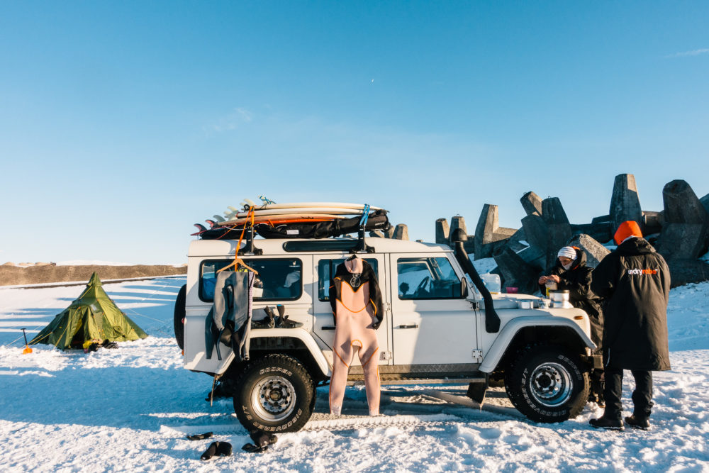 Campsite på Island i kallt klart väder 