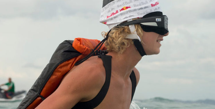 Så här cool ser du ut om du ska ut och surfa med EEG-rigg