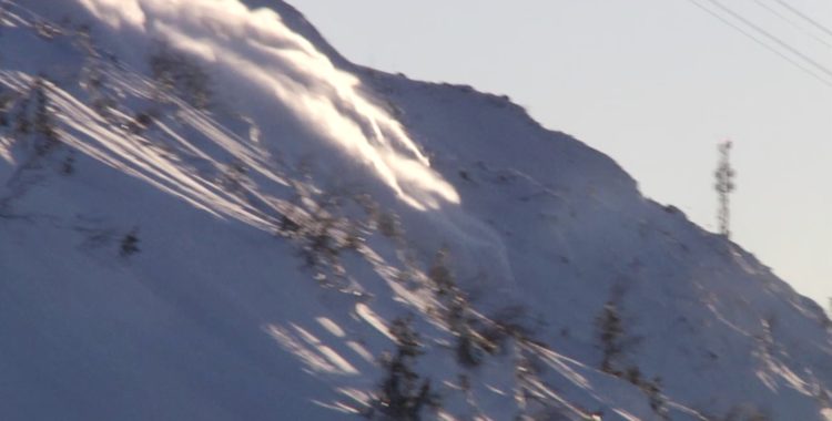 Två personer sökes efter lavin i vid Grövelsjön