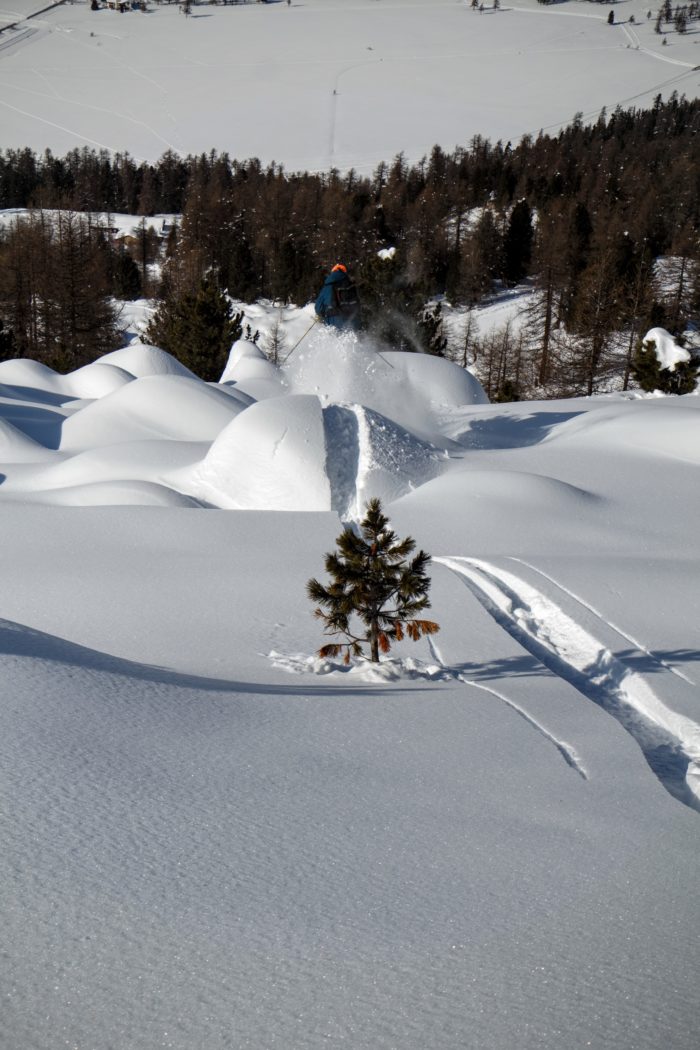 Varierat landskap med stora berg och sköna kuddar 