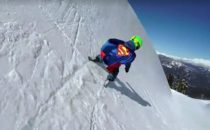 Se skidproffsets 2-åring som redan är mer känd än pappan