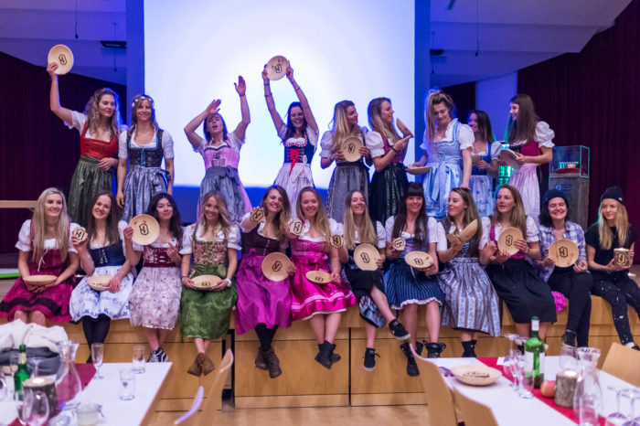 Välkomstmiddagen för åkarna