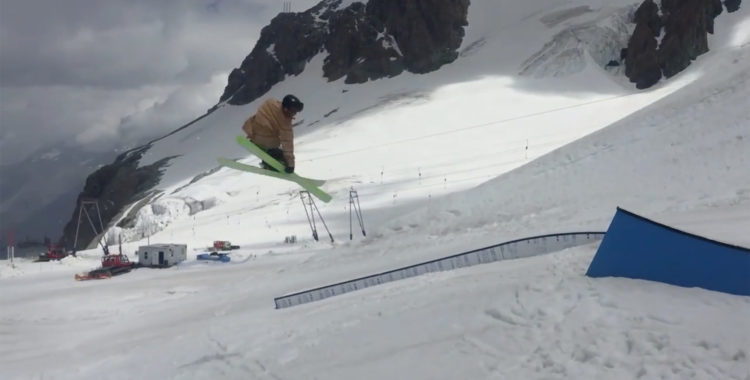 Maximilliam Smith mitt i en stor snurr från shootout-railet.