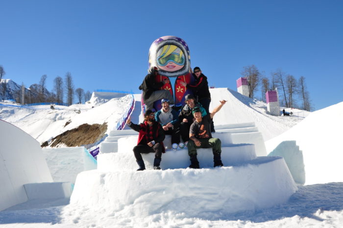 Forsell och gänget efter ett avslutat arbete