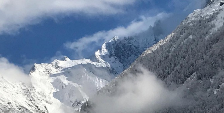 Ett MASSIVT dump på väg in över Chamonix