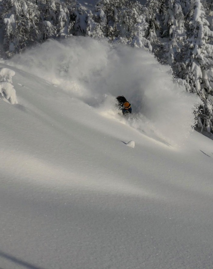 Johan Jonsson skjuter skarpt med Jakob Wilhelmsson i sökaren