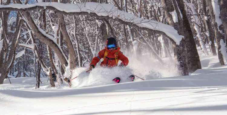 Julia Johansson bränner på i Madarao, Japan.