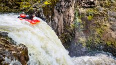 21 meters drop på uppblåsbar hummer