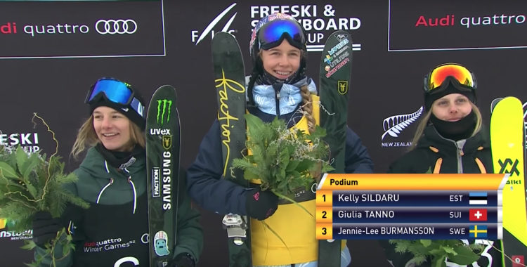 Svenska Jennie-Lee Burmansson slutade trea i sin allra första världscupstävling i slopestyle. 