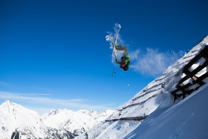 ”-Beast-bindningen håller till och med när man är upp och ner!”, konstaterar upphovsmannen Fredrik Andersson förtjust