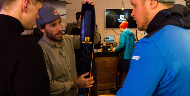 Henrik Windstedt och Simon Sjöberg diskuterar nya Salomon Shift.