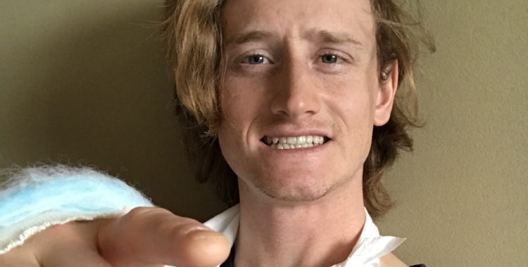 Bruten handled, brutet finger - hoppas ändå köra FWT redan i Andorra. 