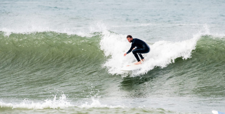 Maj månad, dags att byta ut skidorna mot surfbrädan. 