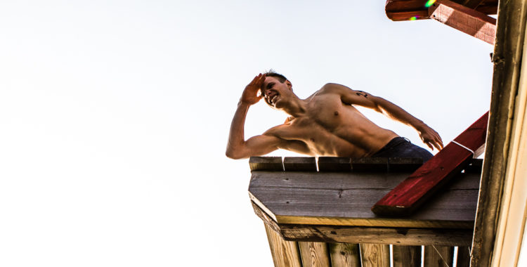 På spaning efter fakta bland alla våghalsiga hopp under VM-kvalet i døds på Saltsjöbaden.