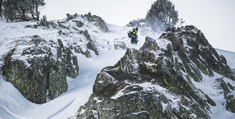 Marion Haerty säkrade segern i snowboard dam och är världsmästare 2019, redan före finalen i Verbier.