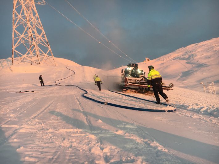 Bevattning av en pist i Åre.