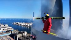 Jesper Tjäder åker på kraftverksbacken i Köpenhamn