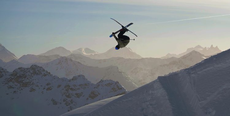 Elias Henderson släpper skidfilm. 