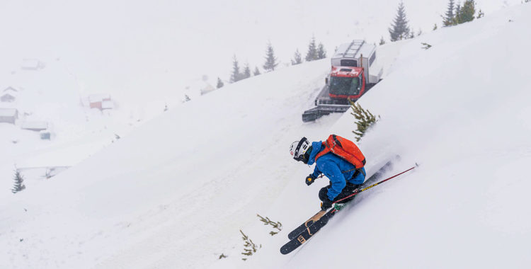 Cat-skiing för dig som inte har råd med heli, eller dig som inte orkar gå på tur, dvs UNDERBART!