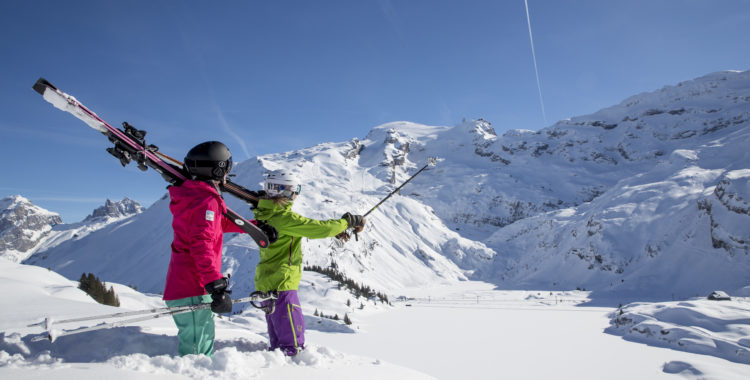 Missa inte tävlingen där du kan vinna en skidresa till Engelberg och skidkläder från Helly Hansen.