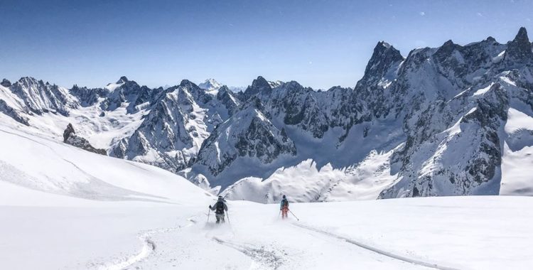 Det var inte bara skidor som lockade utan just att göra en vintersäsong i Chamonix.