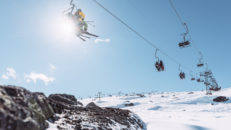 Riksgränsen och Björkliden håller öppet i påsk, men tar inga nya bokningar