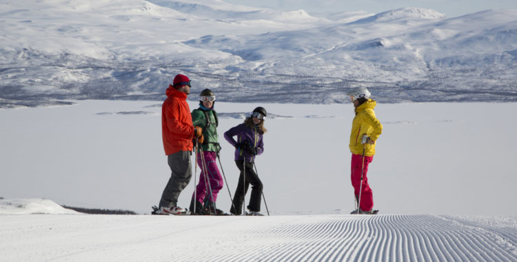 Denna vinter sjön liftkortsförsäljningen med 13 procent jämfört med förra vintern, vilket motsvarar 300 miljoner kronor. 