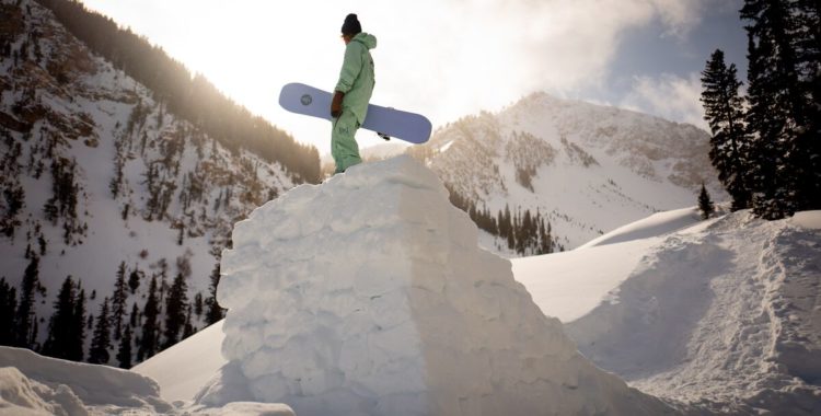 Vinn valfri snowboard från Burton, som nu öppnar en ny konceptbutik i Stockholm.